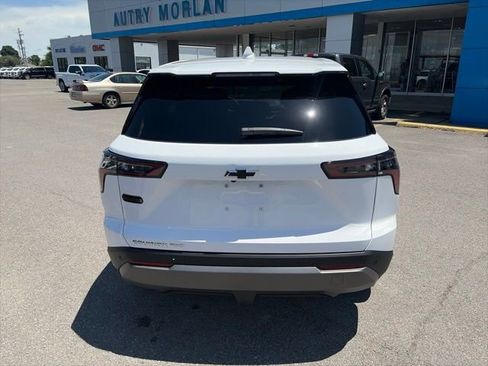 New 2026 Chevrolet Equinox LT AWD/4WD image 5