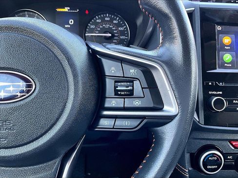 Used 2023 Subaru Crosstrek 2.0i Premium image 24