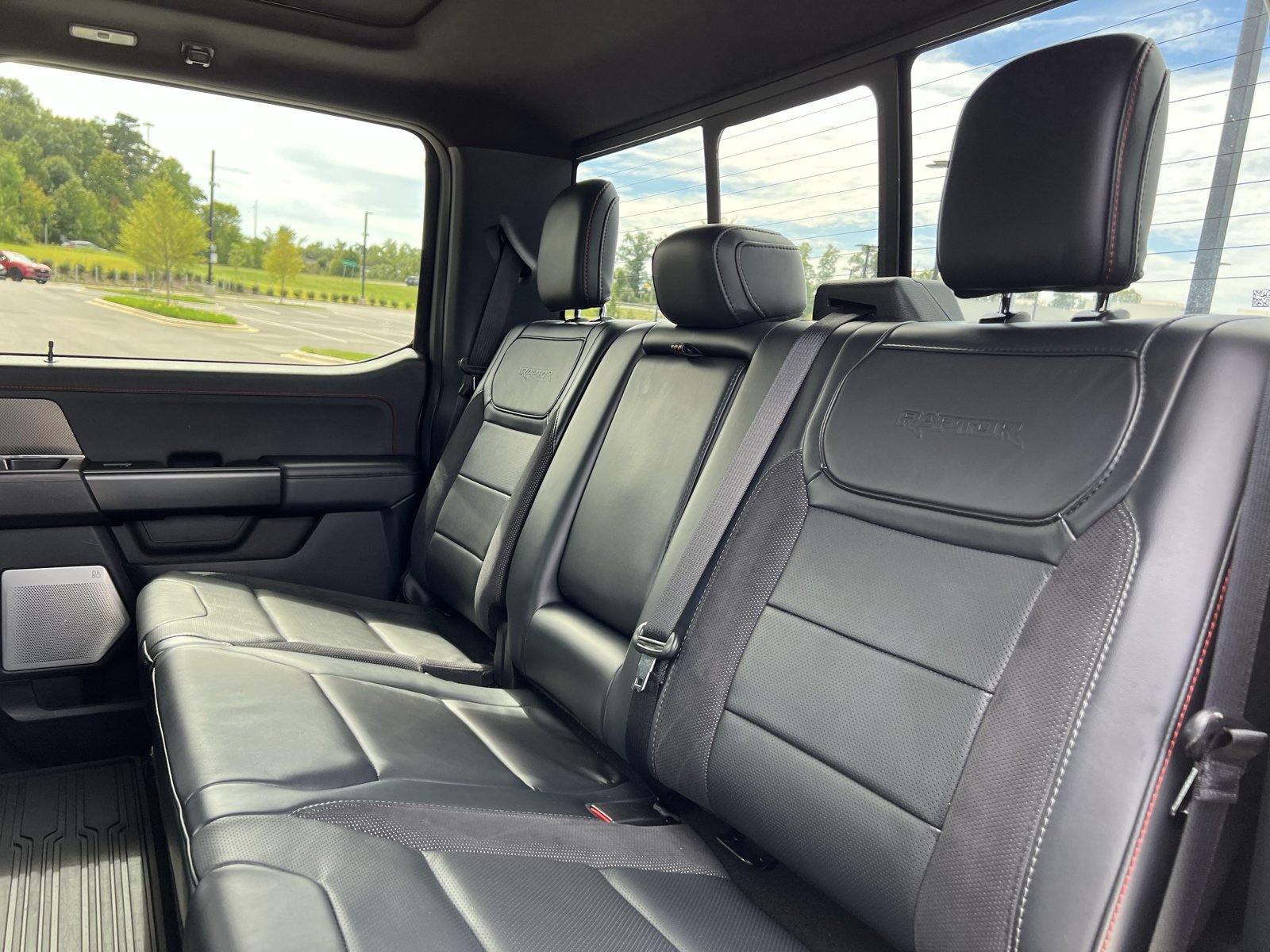 Used 2024 Ford F150 Raptor AWD/4WD image 31
