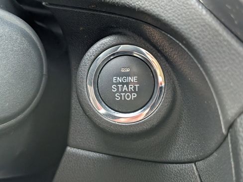 Used 2021 Subaru Ascent Limited w/ Technology Package image 17