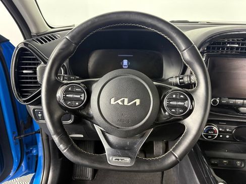 Used 2023 Kia Soul GT-Line FWD image 2