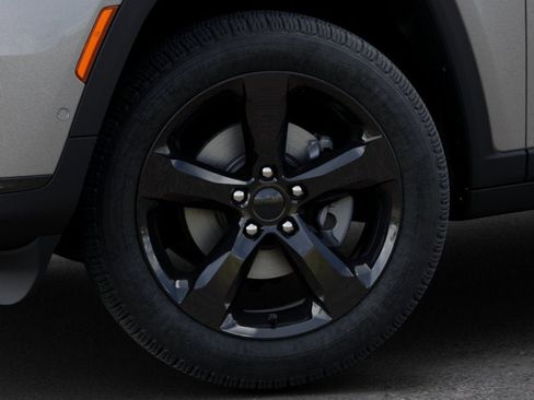 New 2025 Jeep Grand Cherokee L Limited w/ Luxury Tech Group II AWD/4WD image 38