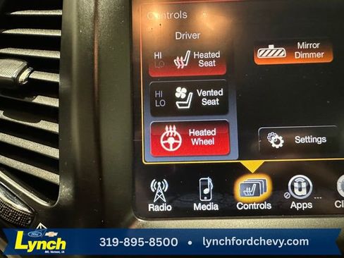 Used 2018 Jeep Cherokee Overland image 15