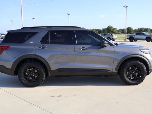 Used 2023 Ford Explorer Timberline w/ Timberline Technology Package AWD/4WD image 5