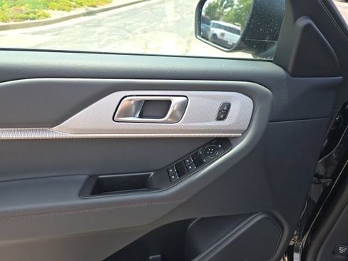 New 2026 Ford Explorer Active AWD/4WD image 12