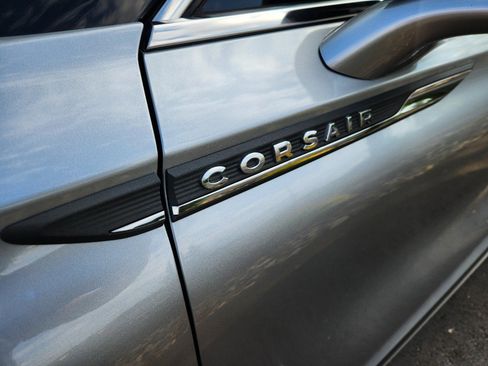 Used 2022 Lincoln Corsair Reserve w/ Elements Package image 10