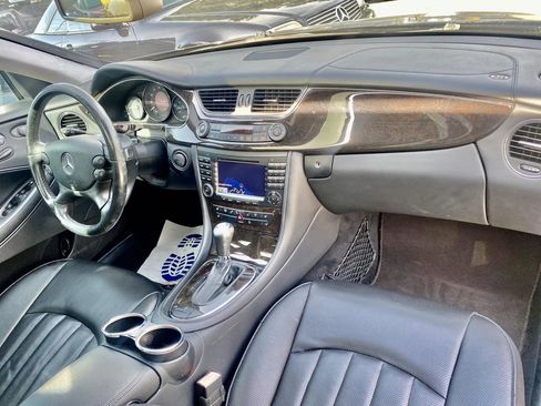 Used 2006 Mercedes-Benz CLS 500 image 7
