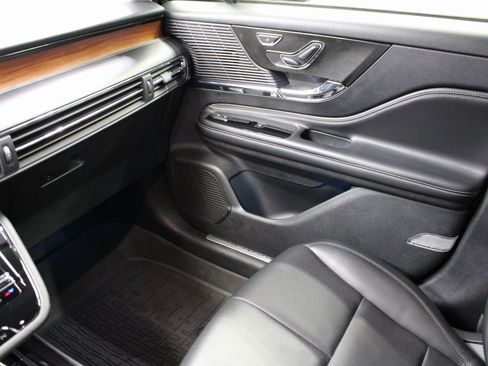 Used 2022 Lincoln Corsair Reserve w/ Elements Package image 23