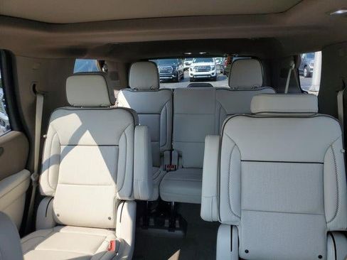 New 2026 GMC Yukon Denali w/ Sun & Power Step Package AWD/4WD image 19