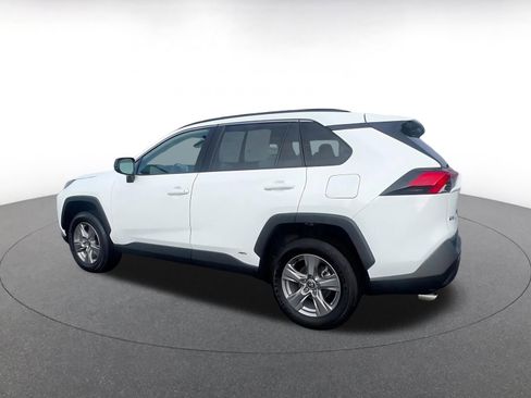 Used 2025 Toyota RAV4 LE image 10