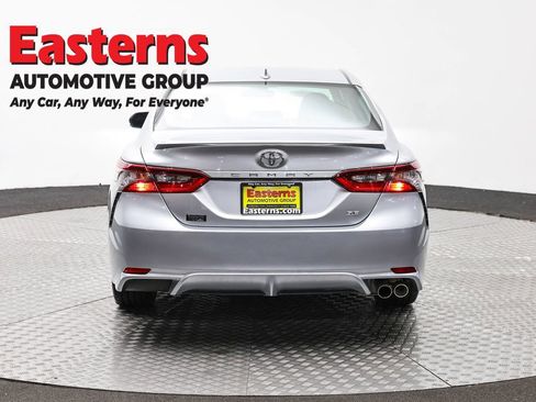 Used 2023 Toyota Camry SE FWD image 6