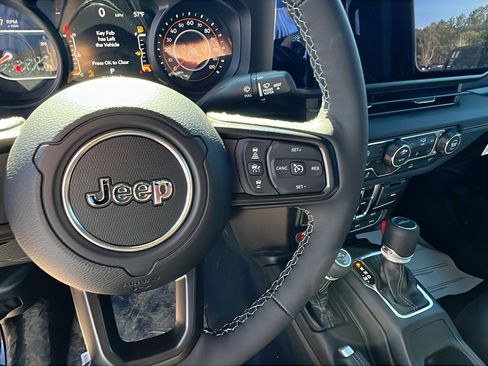 New 2026 Jeep Gladiator Rubicon w/ Steel Power Dome Hood Package image 23