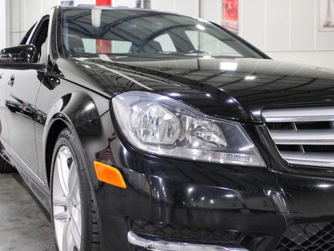 Used 2012 Mercedes-Benz C 300 4MATIC Sedan image 38