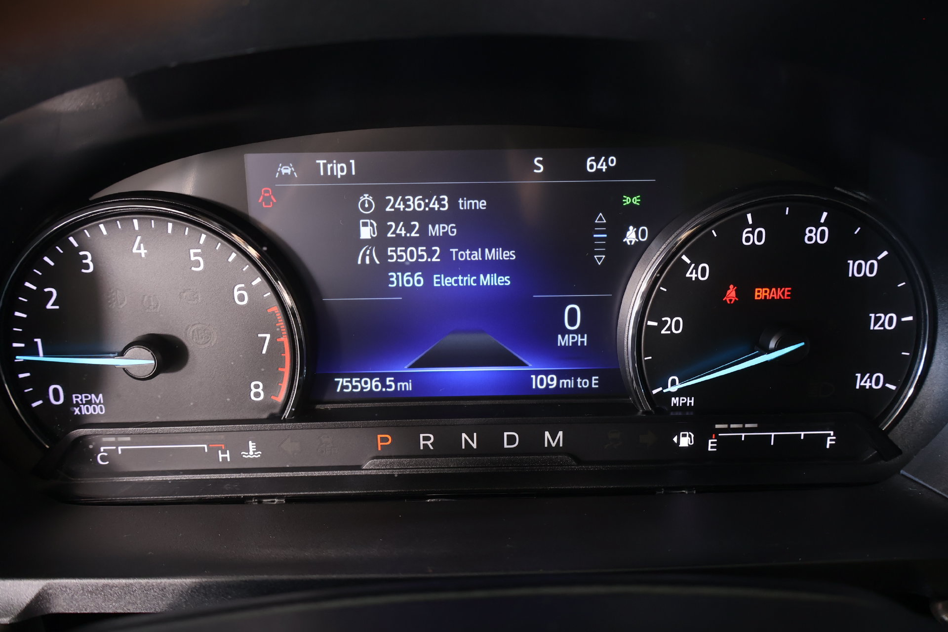 Used 2021 Ford Explorer Limited w/ Hybrid Equipment Group 310A RWD image 4