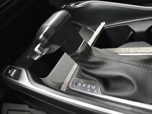Used 2024 Kia Sorento S w/ Panoramic Sunroof Package FWD image 35