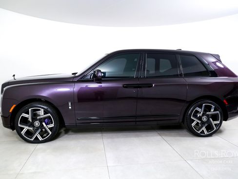 Certified 2025 Rolls-Royce Cullinan Black Badge image 3