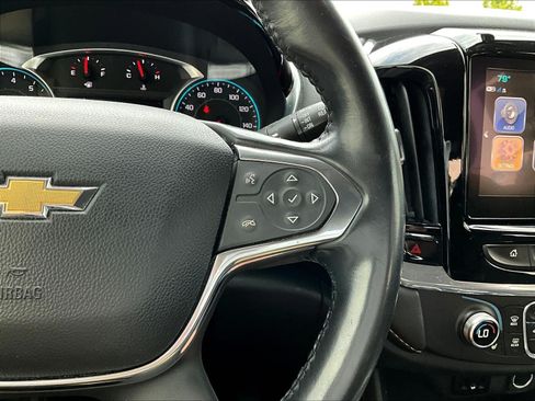 Used 2019 Chevrolet Traverse LT FWD image 12
