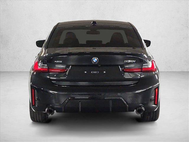 Used 2026 BMW 330i xDrive Sedan w/ M Sport Package AWD/4WD image 8