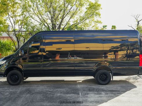 Used 2019 Mercedes-Benz Sprinter 4x4 170 image 3