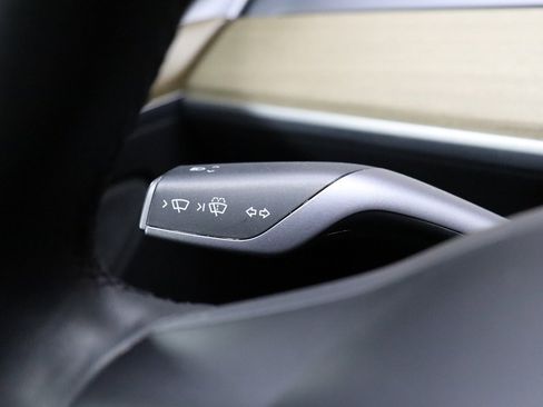 Used 2023 Tesla Model 3 Standard Range image 48