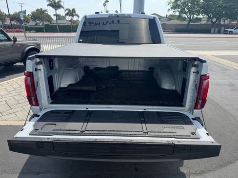 Used 2025 Ford F150 Raptor AWD/4WD image 6
