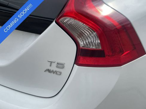 Used 2016 Volvo V60 T5 Premier AWD/4WD image 38