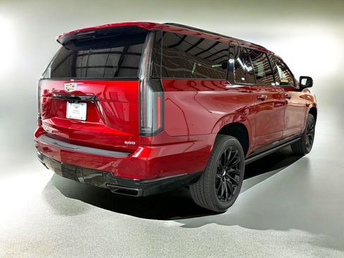 New 2025 Cadillac Escalade ESV Sport w/ Touring Package image 7