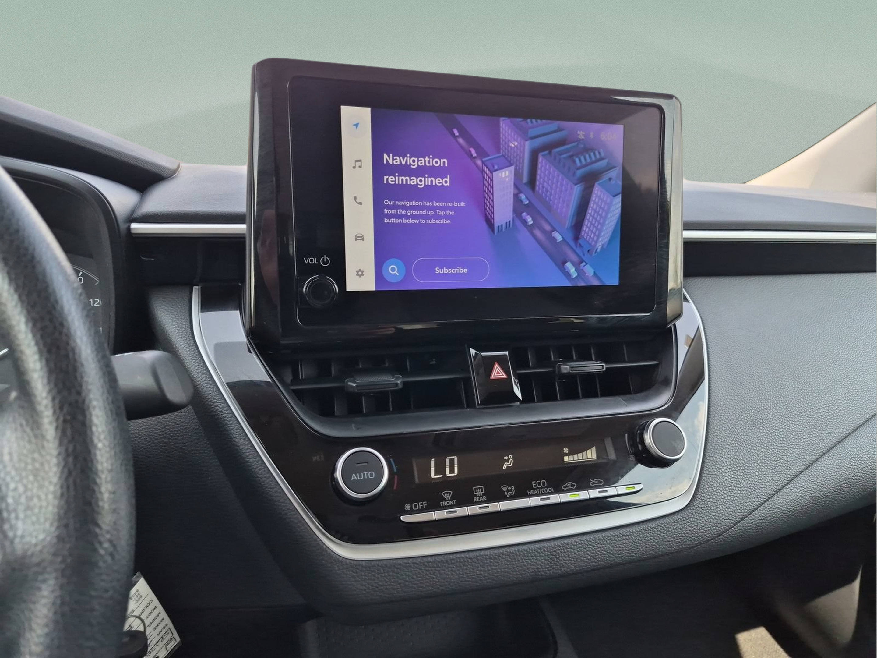 Used 2025 Toyota Corolla LE FWD image 12