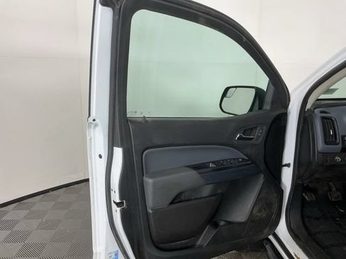 Used 2020 Chevrolet Colorado Z71 AWD/4WD image 11