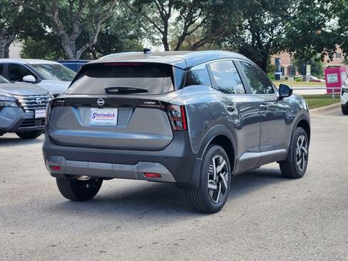 New 2026 Nissan Kicks SV image 3