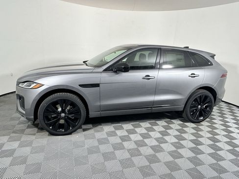 Used 2026 Jaguar F-PACE R-Dynamic S AWD/4WD image 2