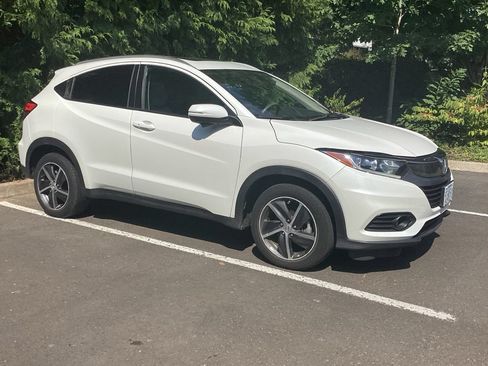 Used 2022 Honda HR-V EX image 9