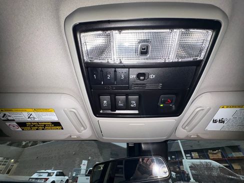 Certified 2024 Toyota 4Runner SR5 Premium image 20