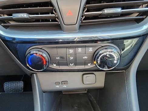 New 2026 Buick Encore GX Sport Touring image 27