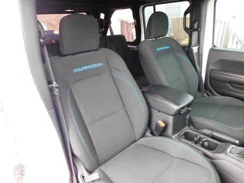 Used 2023 Jeep Wrangler Unlimited Rubicon 4xe image 19