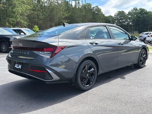 New 2026 Hyundai Elantra Sport FWD image 6