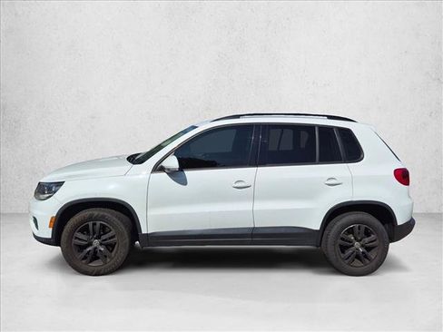 Used 2017 Volkswagen Tiguan S FWD image 8