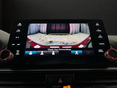 Used 2018 Honda Accord Touring image 24