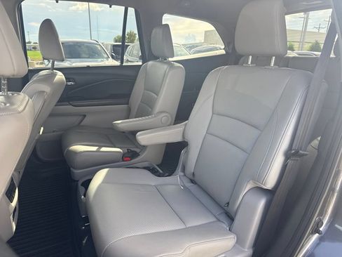 Used 2019 Honda Pilot Elite image 23