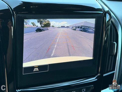 Certified 2023 Chevrolet Traverse LT FWD image 28