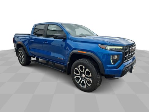 Used 2023 GMC Canyon AT4 w/ AT4 Premium Package image 2