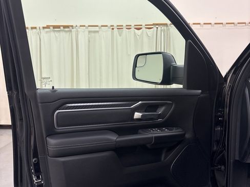 New 2026 RAM 1500 4x4 Crew Cab image 20