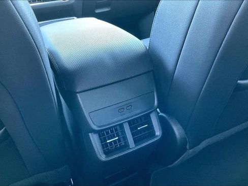 Used 2026 Chevrolet Equinox LT w/ Convenience Package II AWD/4WD image 10