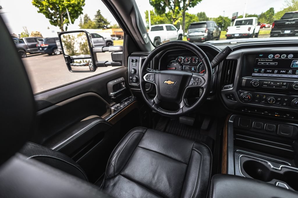 Used 2019 Chevrolet Silverado 2500 LTZ w/ Duramax Plus Package AWD/4WD image 26