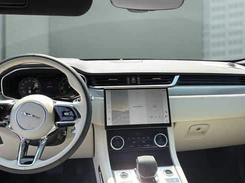 New 2026 Jaguar F-PACE R-Dynamic S AWD/4WD image 19