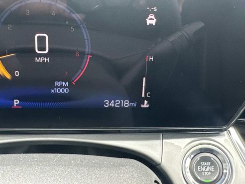Used 2025 Chevrolet Trax LT FWD image 27