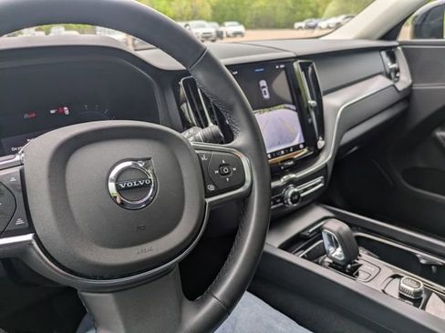 Used 2024 Volvo XC60 B5 Core w/ Protection Package Premier AWD/4WD image 33