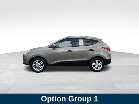 Used 2013 Hyundai Tucson GLS FWD image 2