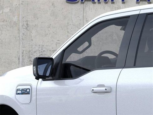 New 2025 Ford F150 Lightning Flash image 20