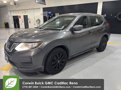 Used 2017 Nissan Rogue S image 1